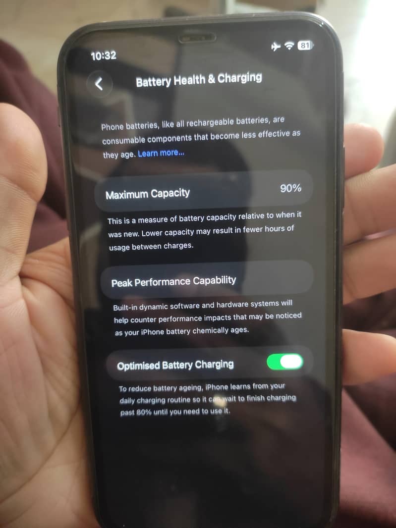 Apple iPhone 11 3