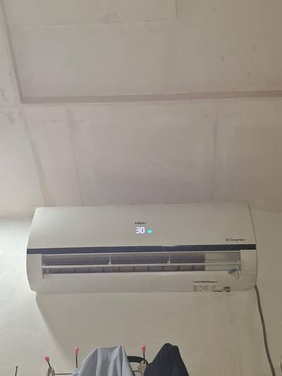 hair AC DC inviter 1.5 ton excellent condition original gas