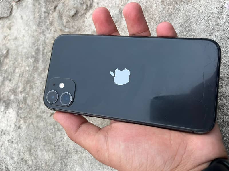 Apple iPhone 11 0