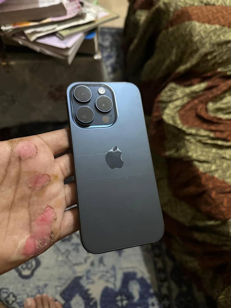 Apple iPhone 15 Pro 1