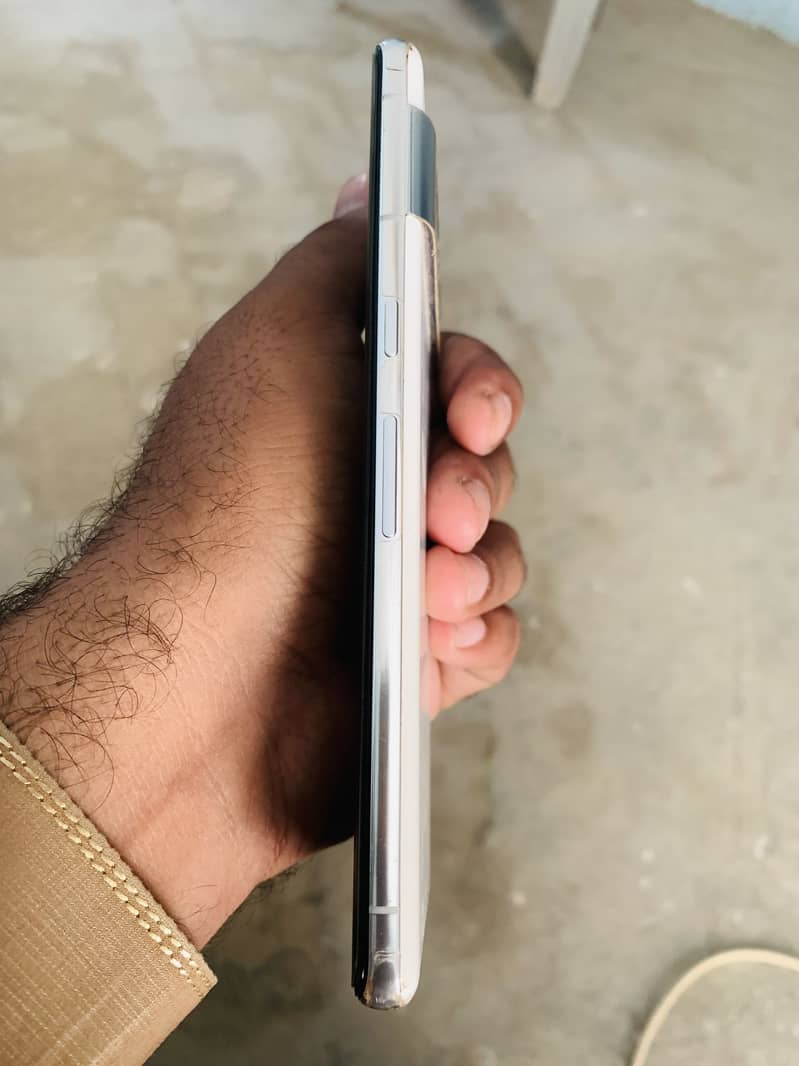 Google Pixel 7 Pro 2