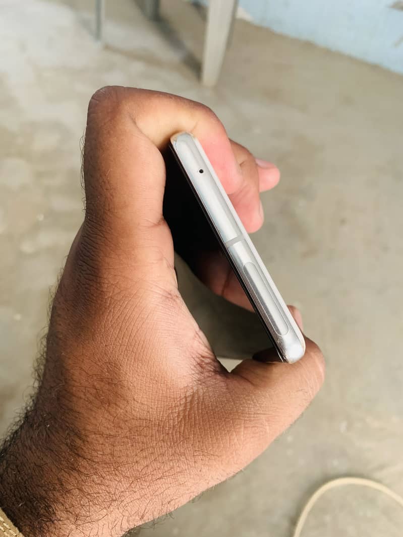 Google Pixel 7 Pro 4