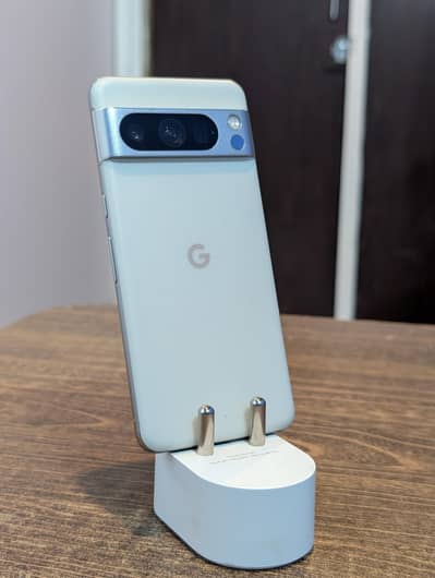 Google Pixel 8 Pro