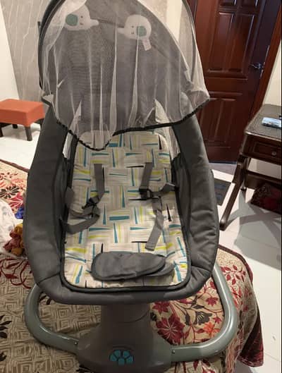 Mastela 3-in-1 Deluxe Multi-Functional Bassinet