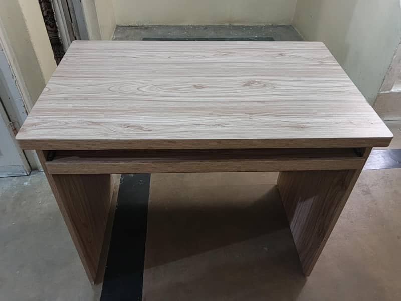 Study Table with Chair 4