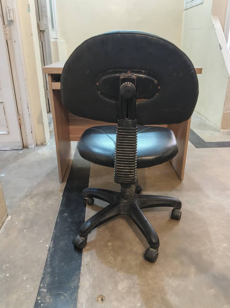 Study Table with Chair 9