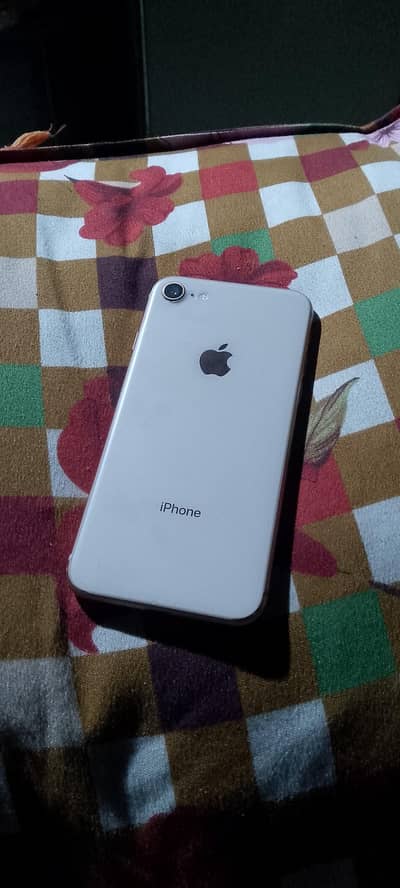 Apple iPhone 8