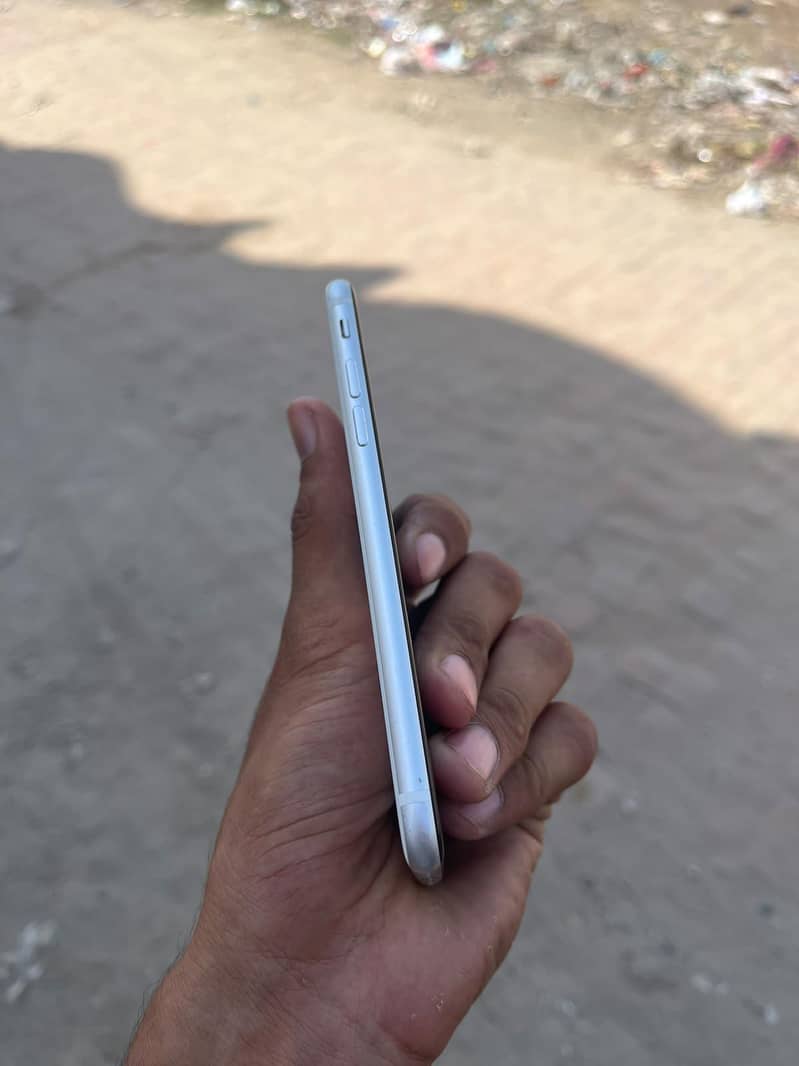 Apple iPhone SE 5