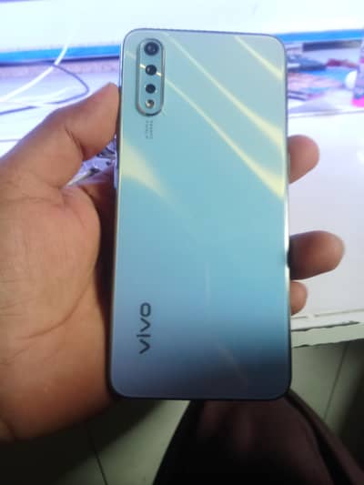 Vivo S1