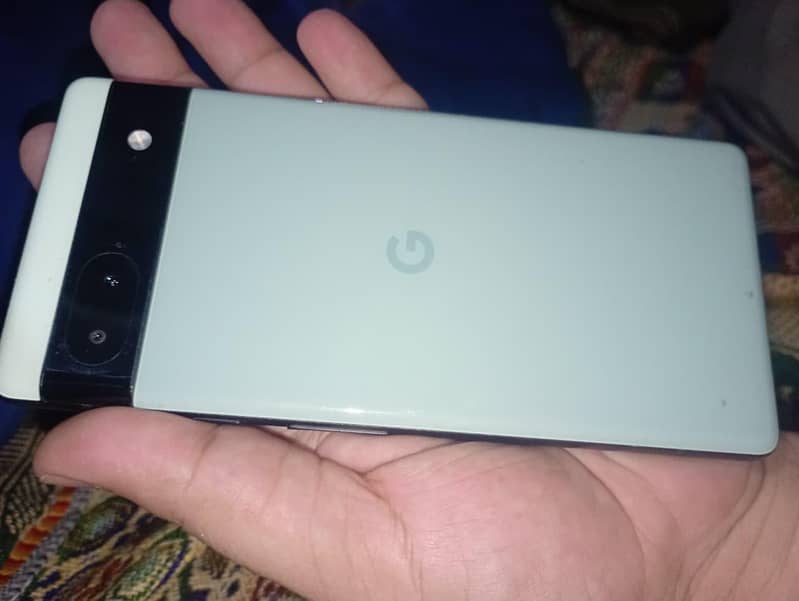 Google Pixel 6a 1