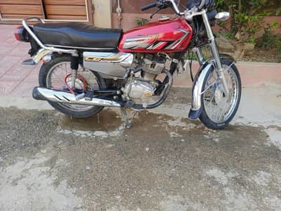 Honda 125 self start 2020 model red color