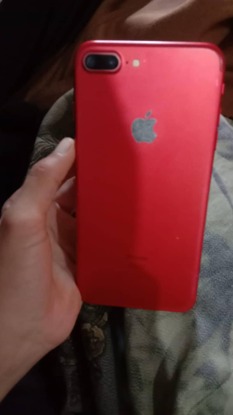 Apple iPhone 7 Plus 3