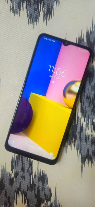 Samsung  A12
