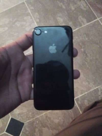 Apple iPhone 7