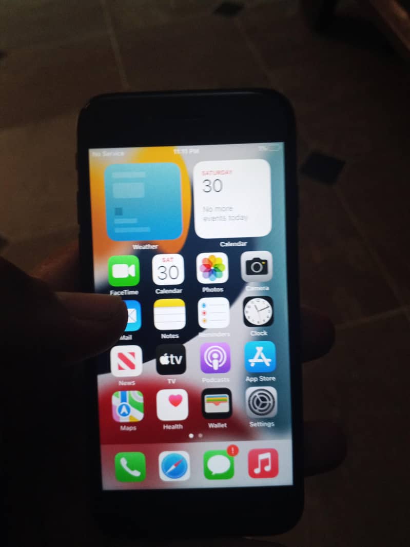 Apple iPhone 7 2