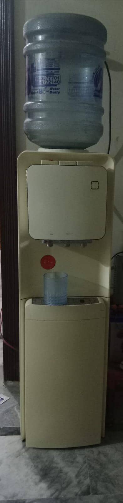 water despencer