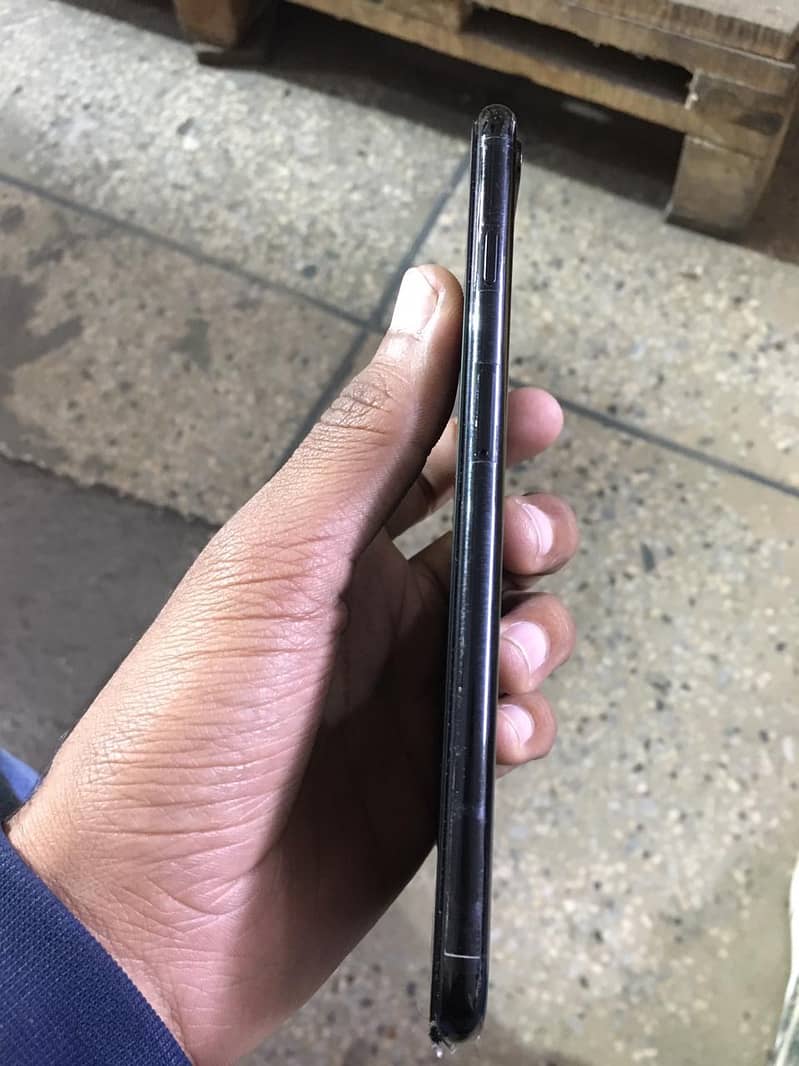 Apple iPhone 7 Plus 4