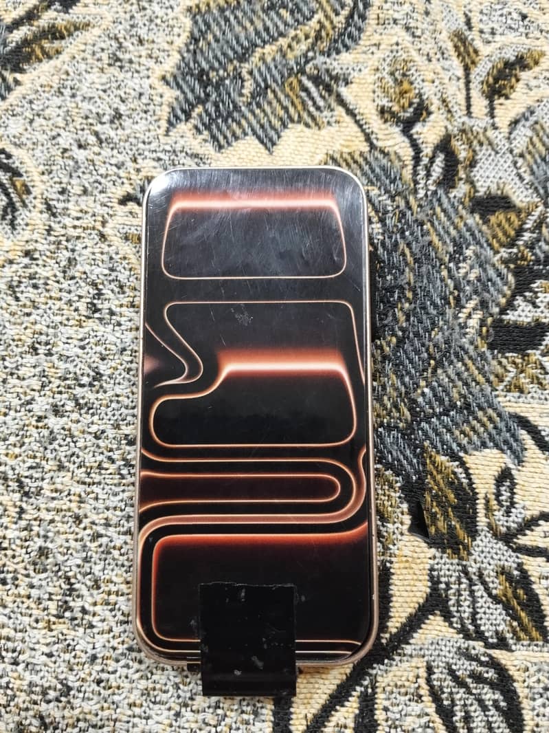 mini 16pro max  iphone 3