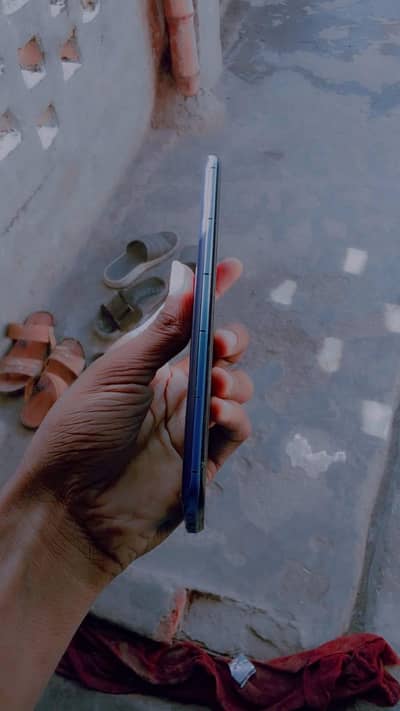 Vivo Y51s