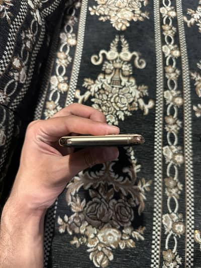 Apple iPhone 11 Pro