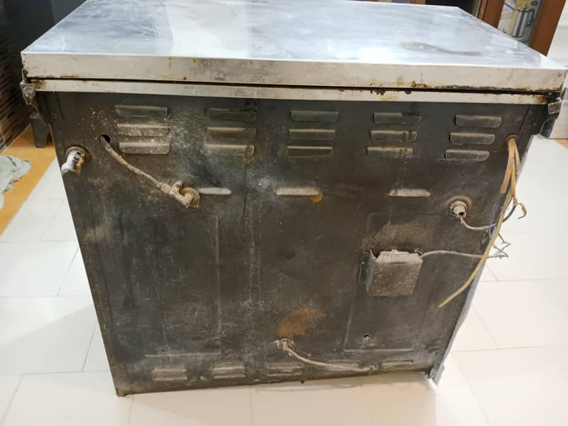 Cooking range 1