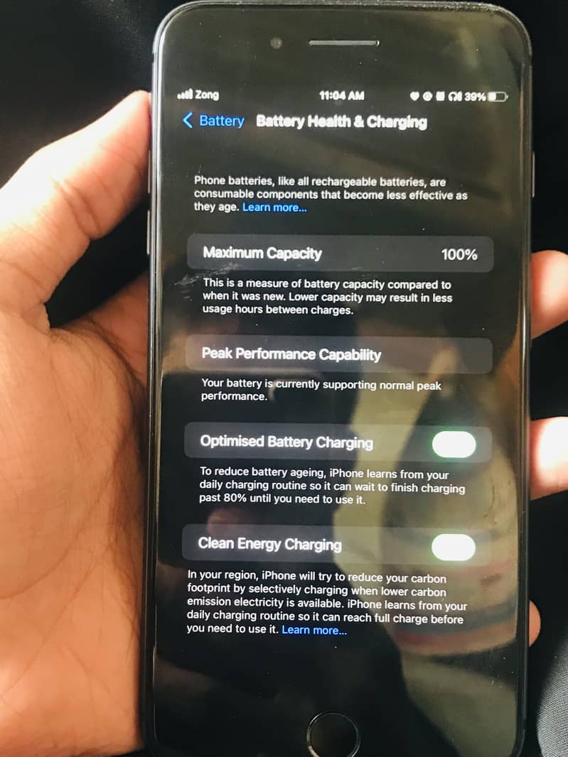 Apple iPhone 8 Plus 4