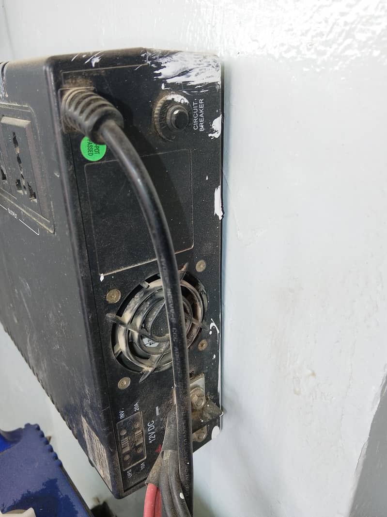 Ups for one battery 2