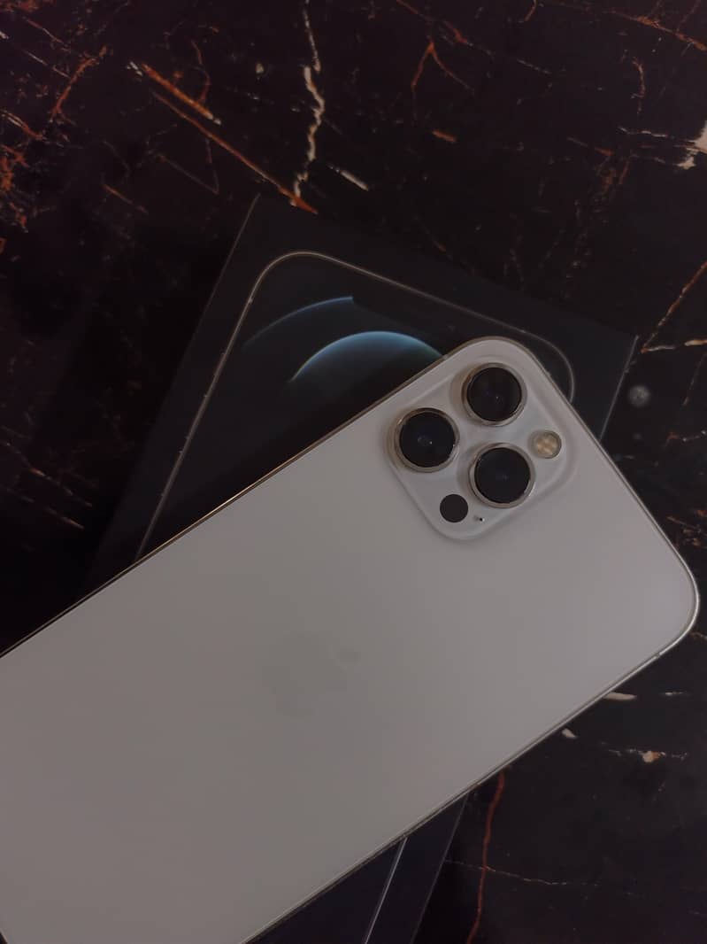 iphone 12 pro max 5