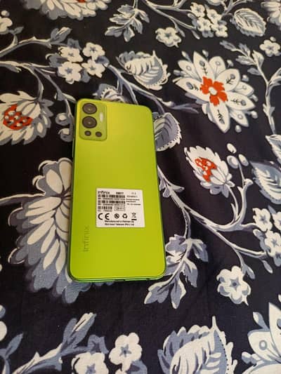 Infinix Hot 12
