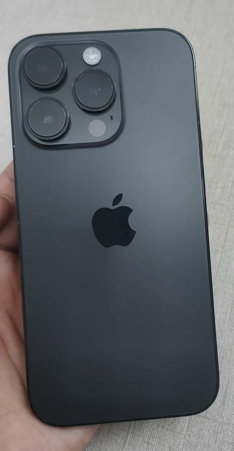 Apple iPhone 14 Pro 2