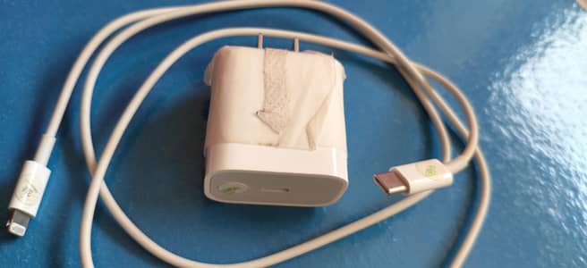 iphone charger and cable