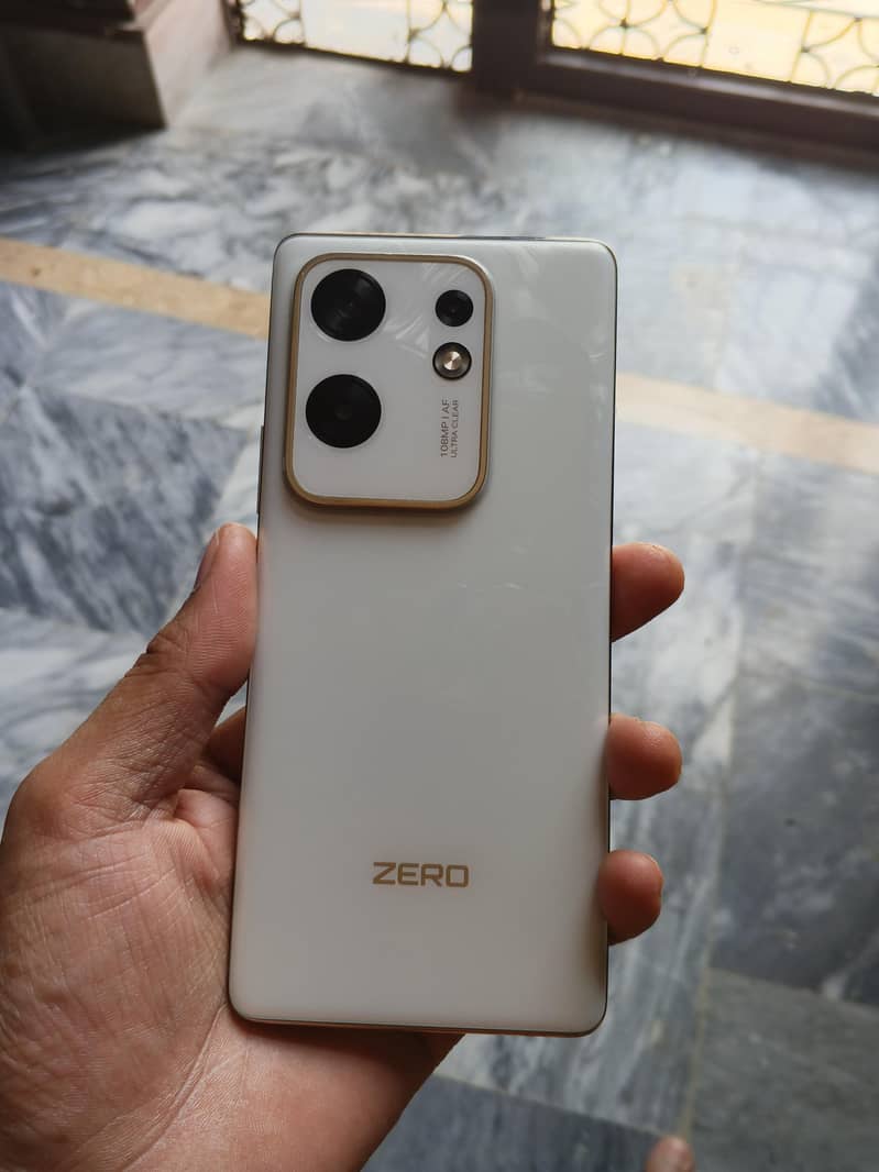 Infinix Zero 30 1