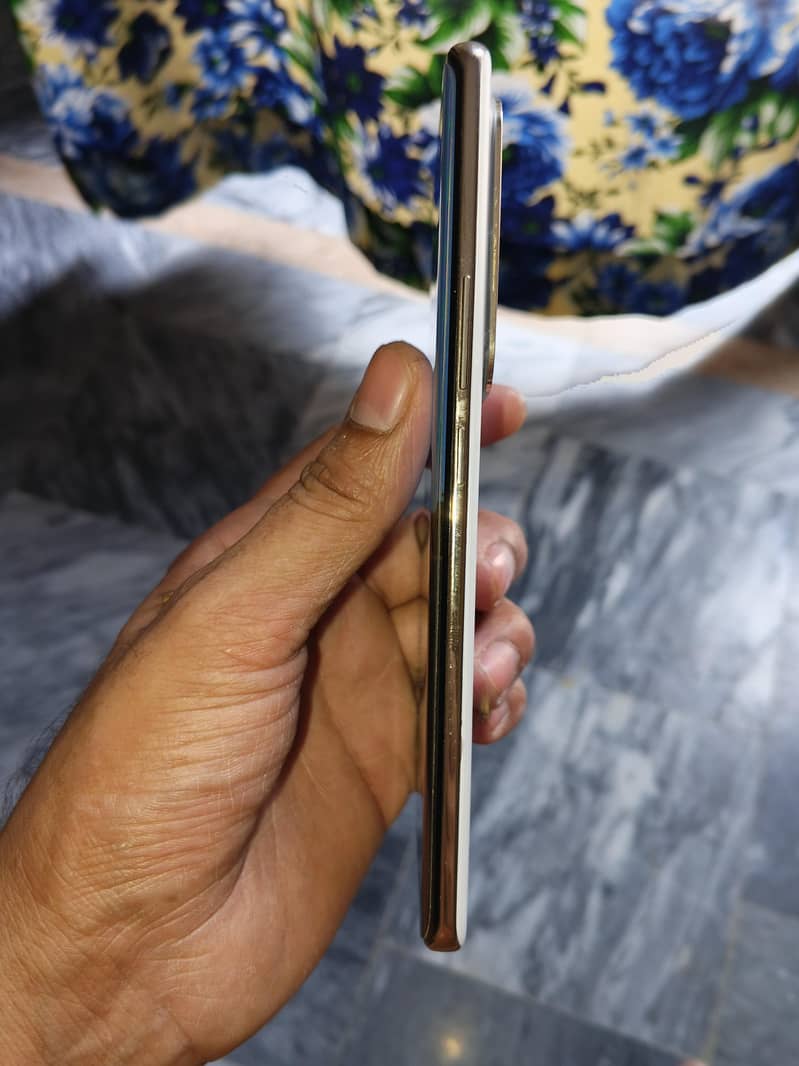 Infinix Zero 30 3