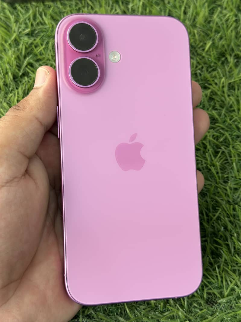 Apple iPhone 16 2
