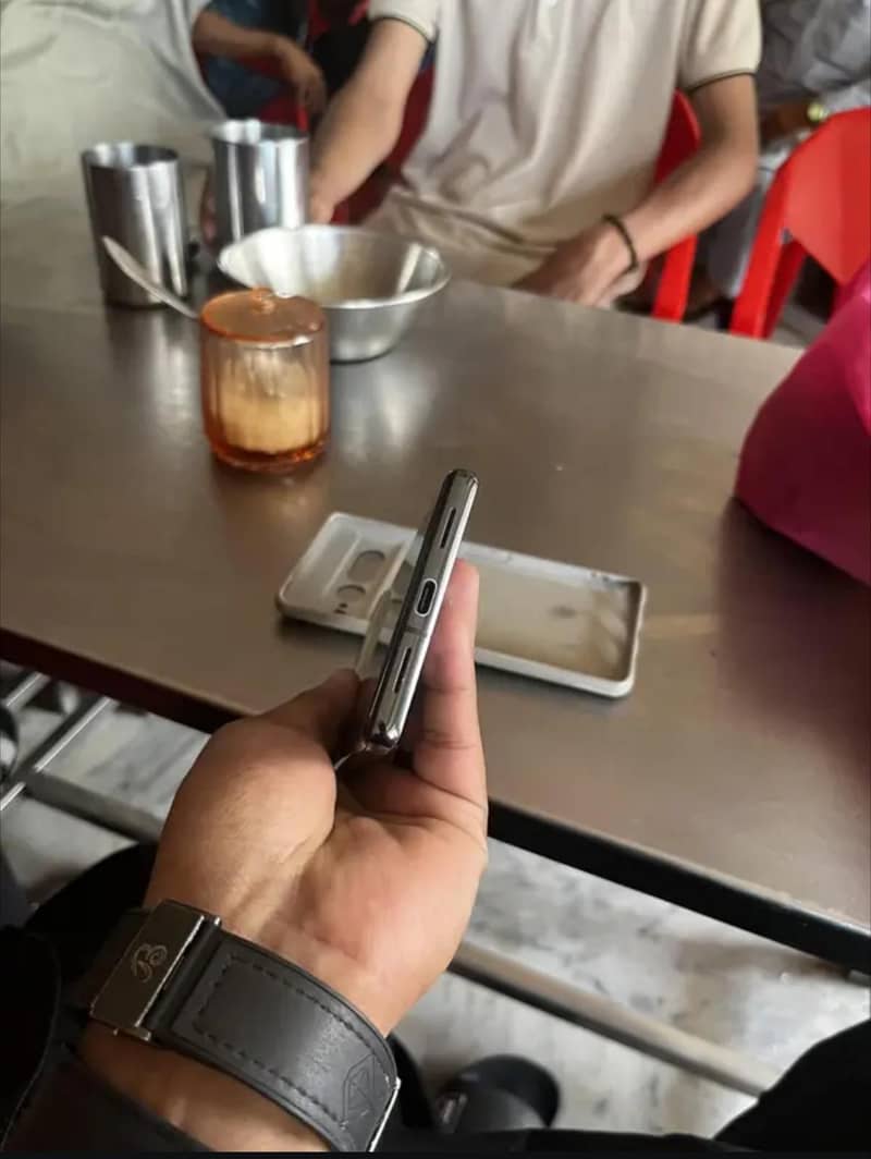 Google Pixel 7 Pro 6
