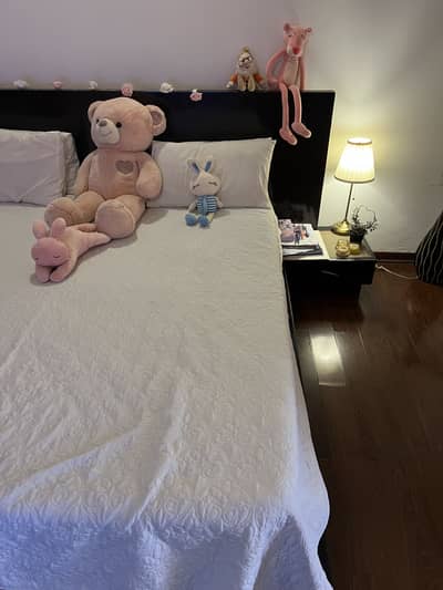 Bed and side tables