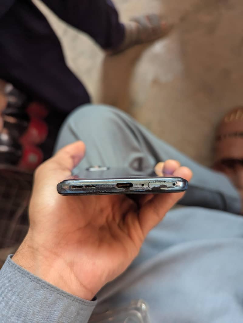 One Plus 9 8/128 1