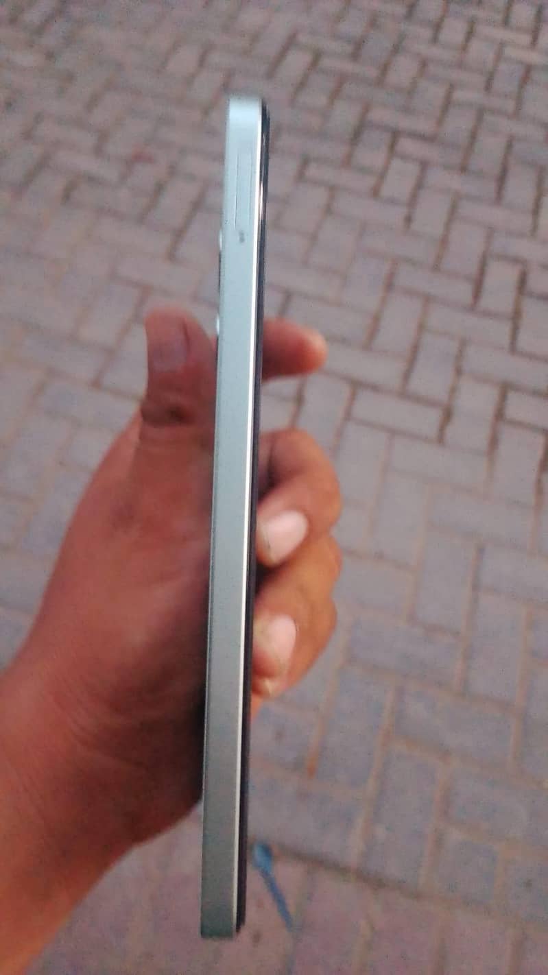 Realme Note 60x 2