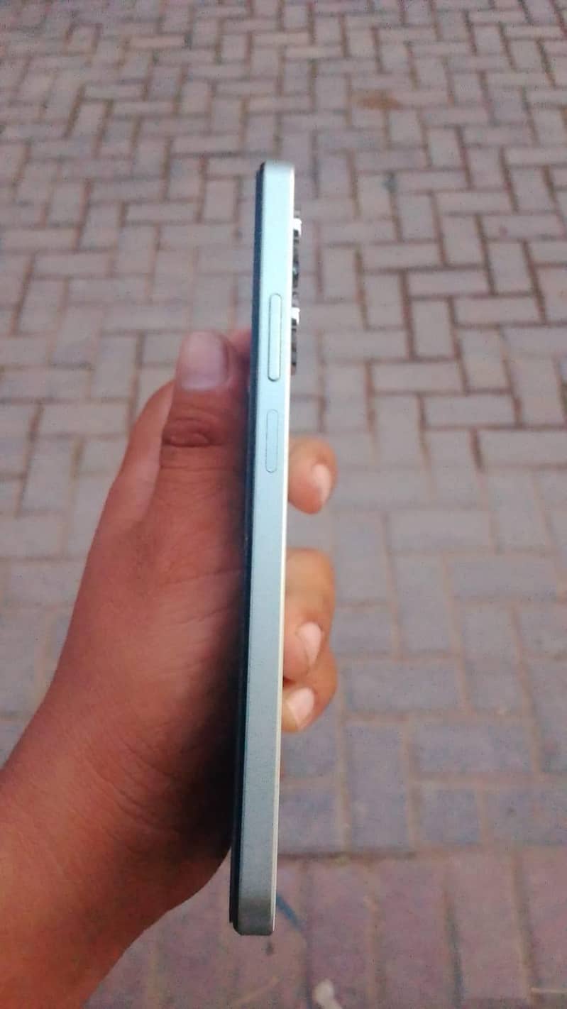 Realme Note 60x 4