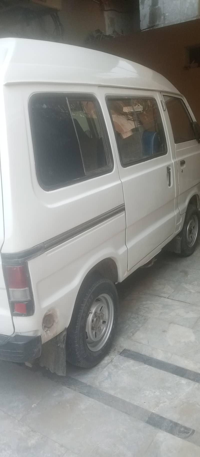 Suzuki bolan 9