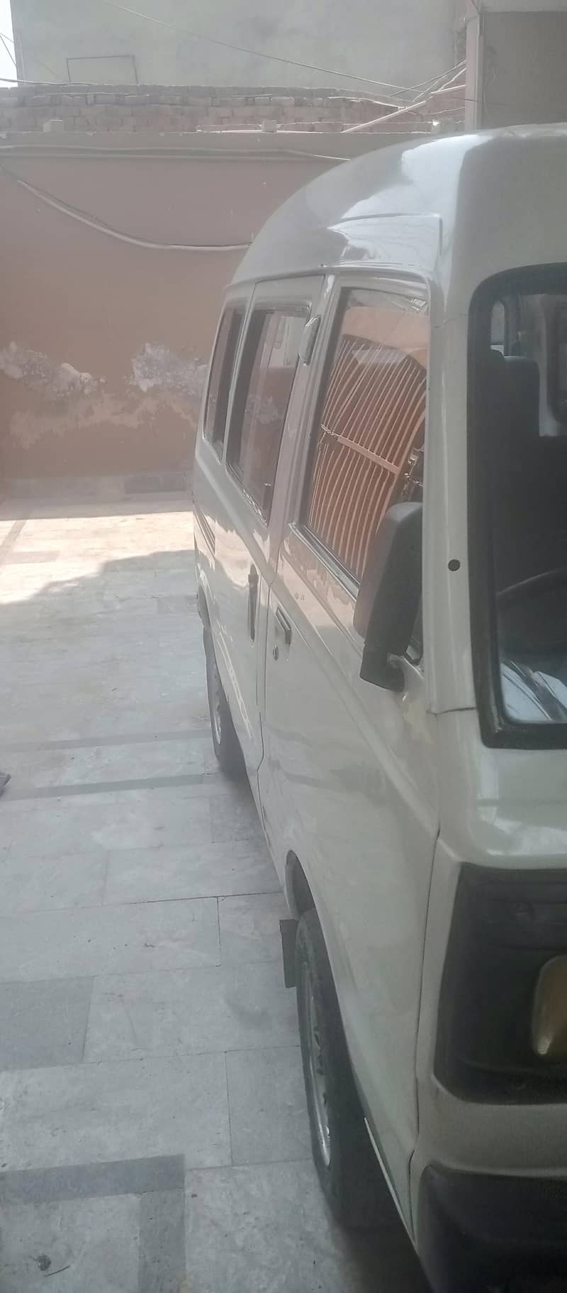 Suzuki bolan 10