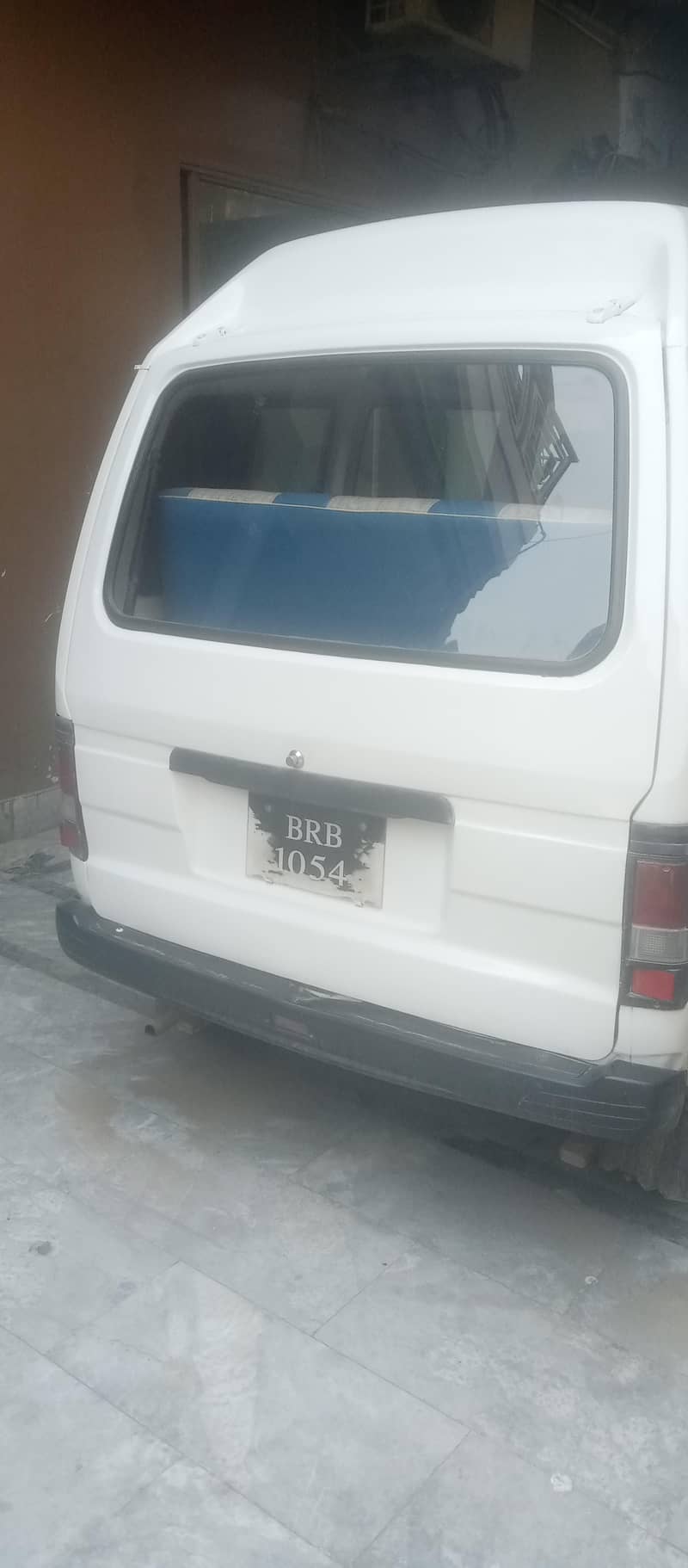 Suzuki bolan 11