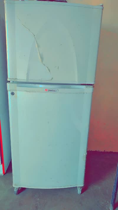 Dawlance used refrigerator