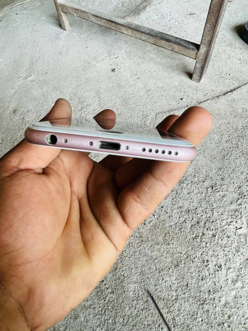 iPhone 6s 0