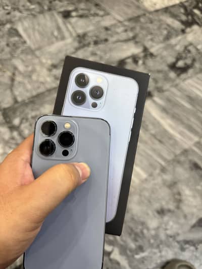 Apple iPhone 13 Pro
