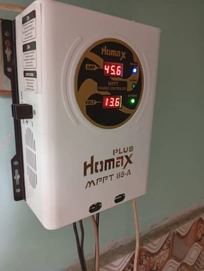 85 amp MPPT HOMAX BRAND 1 WEEK USED