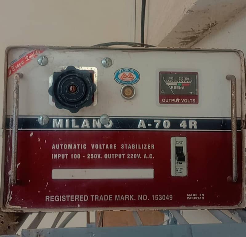 Stabilizer/ Regulator 1