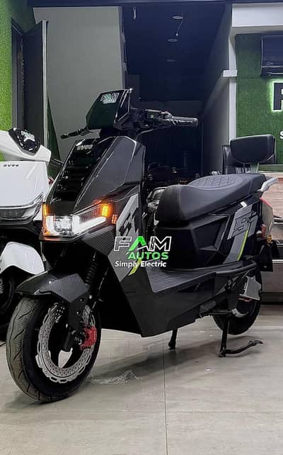 Evee S1 Air (Lithium) Electric Scooty New 2026 Model