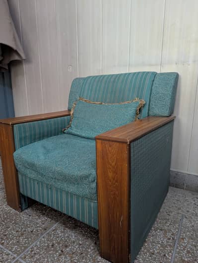 Sofa Set for sale