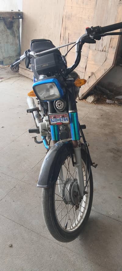Unique 70CD engine seal pack hai 10/8.5 condition hai
